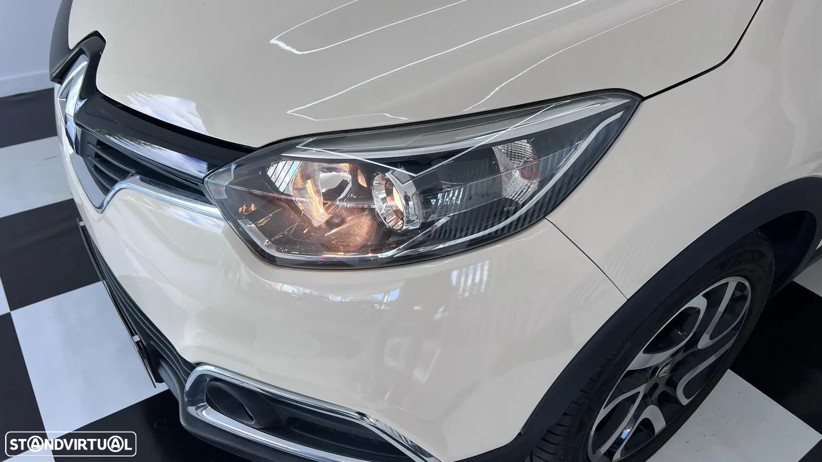 Renault Captur 1.2 TCe Exclusive - 3