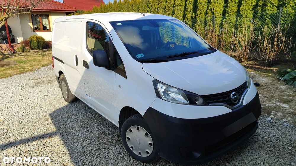 Nissan NV 200 - 10