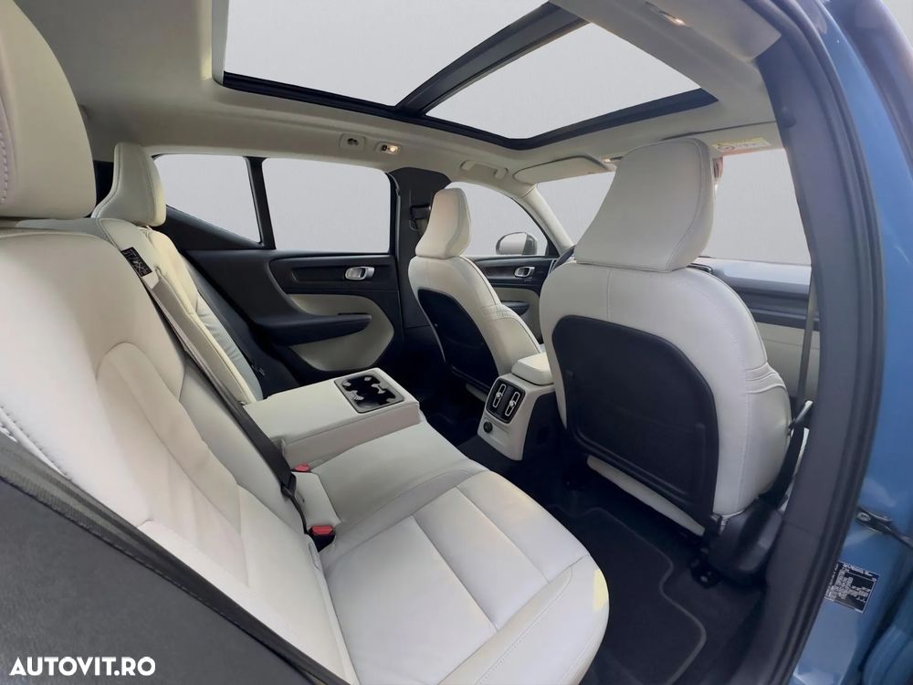 Volvo XC 40 Recharge T5 Twin Engine AT7 R-Design - 16