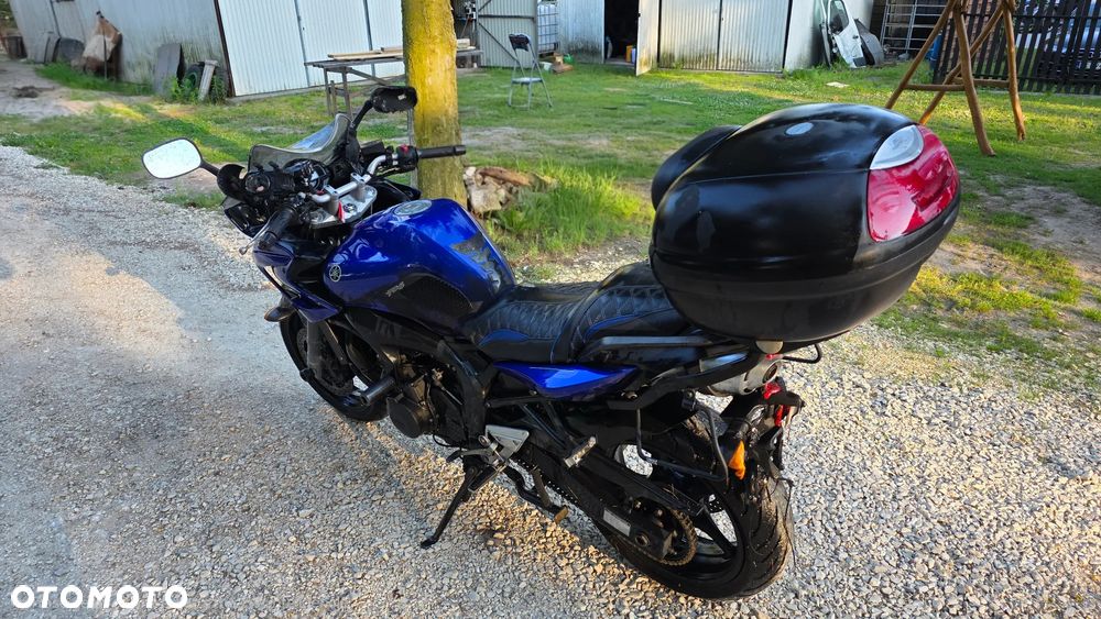 Yamaha FZ6 - 2
