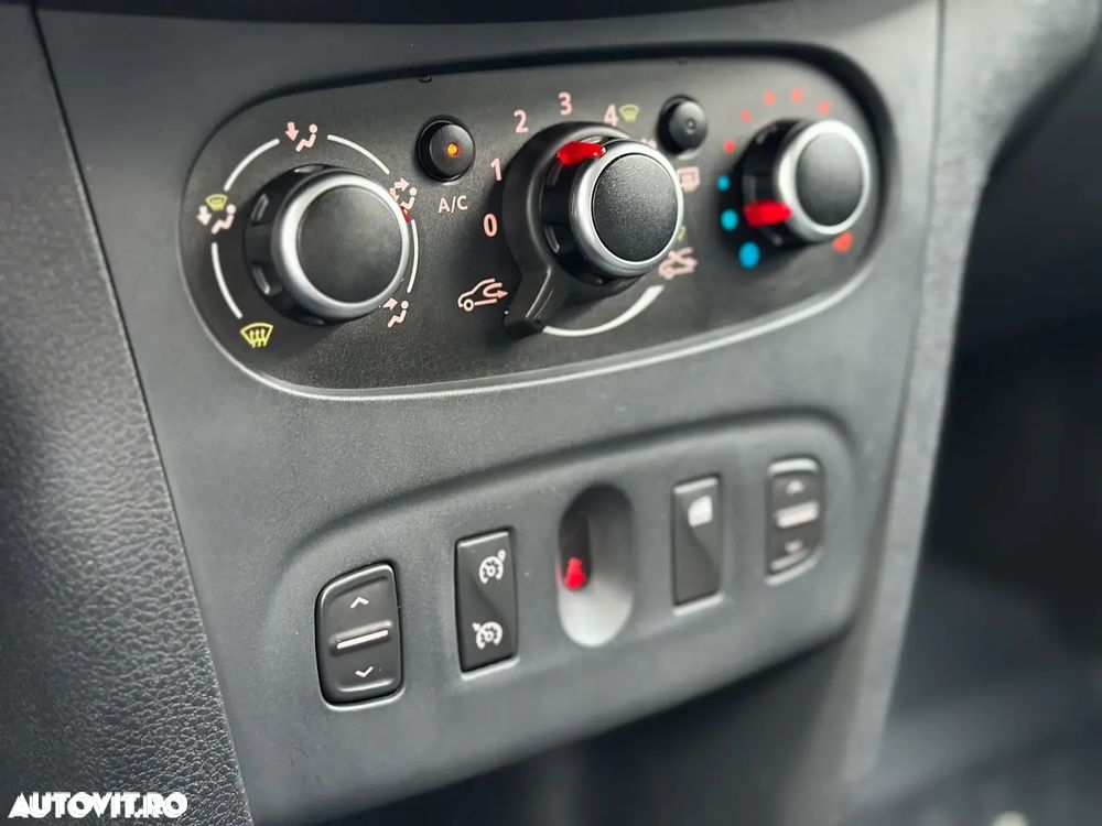 Dacia Logan Stepway 0.9 TCe Prestige - 10