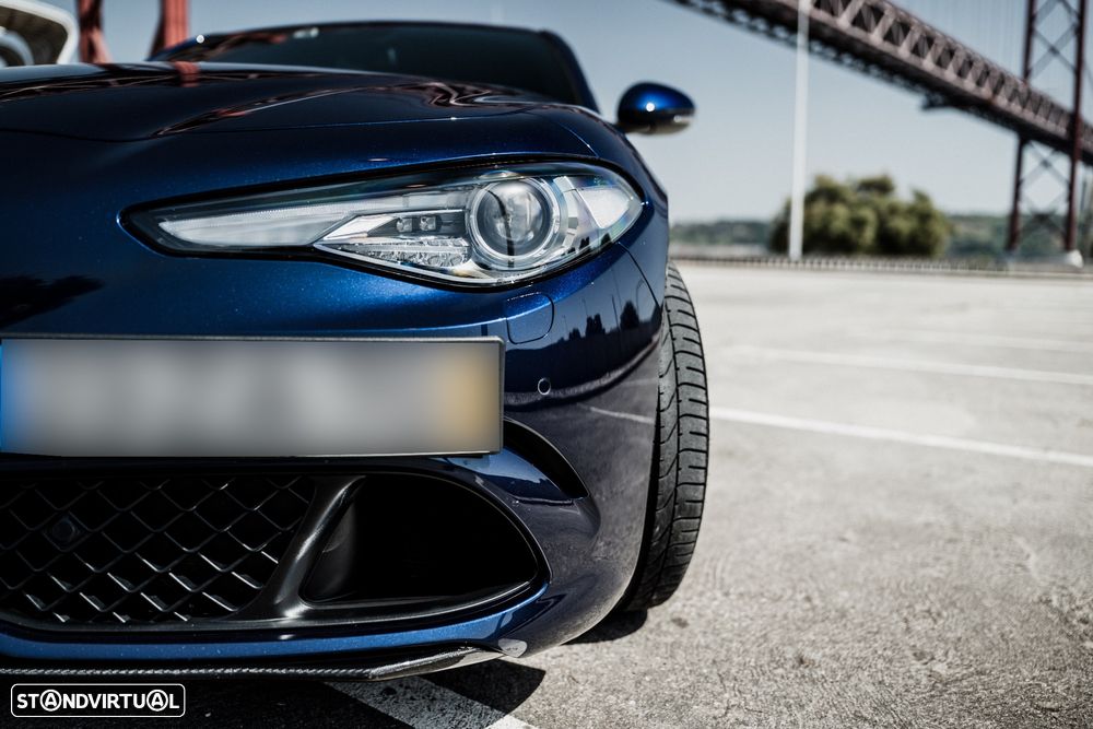 Alfa Romeo Giulia 2.9 Bi-Turbo Quadrifoglio AT8 - 5