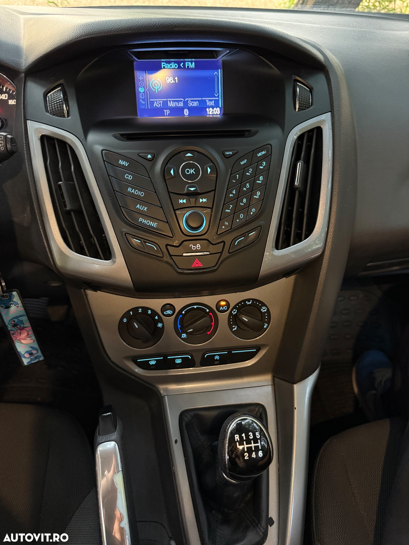 Ford Focus 1.6 TDCi DPF Start-Stopp-System SYNC Edition - 8