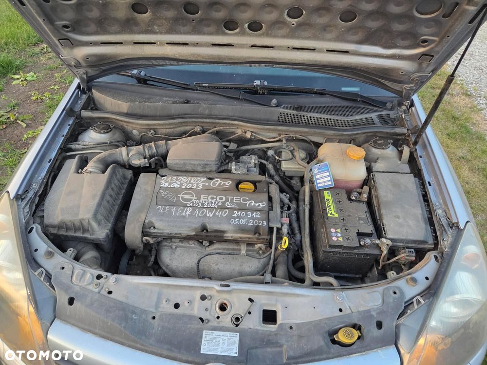 Opel Astra 1.6 Sport - 13