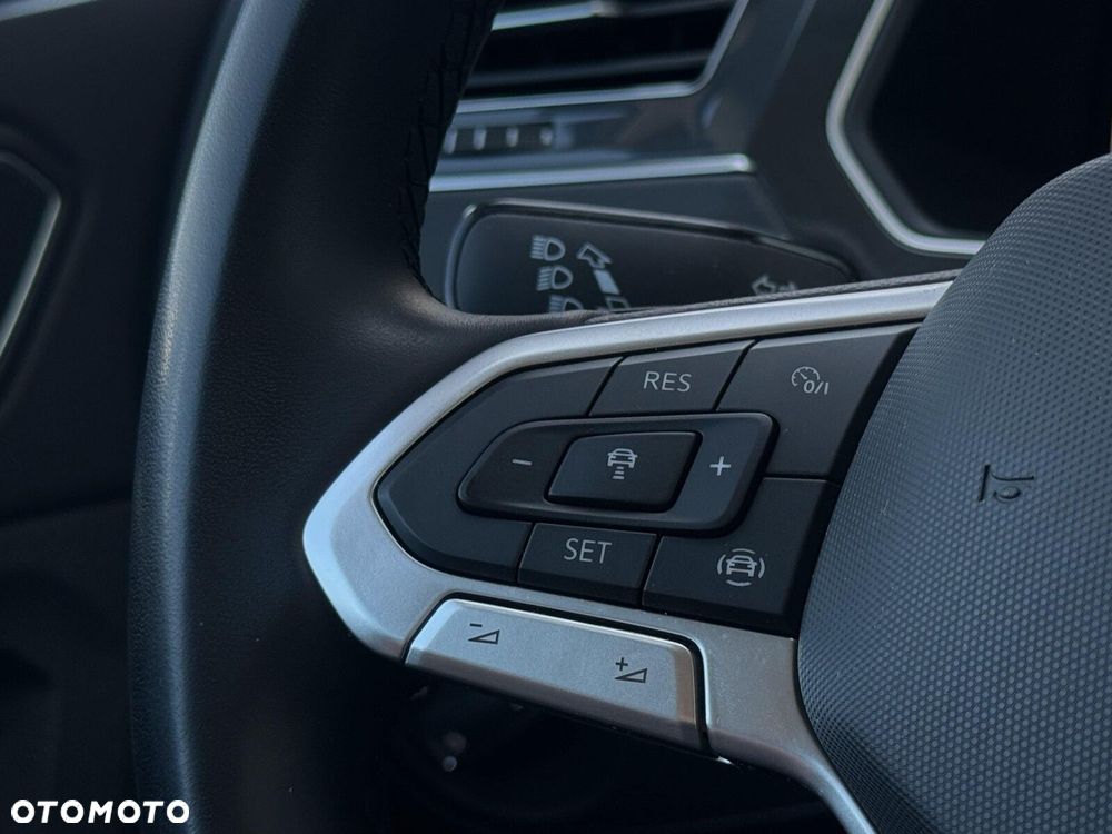 Volkswagen Tiguan 2.0 TSI 4Mot Elegance DSG - 19