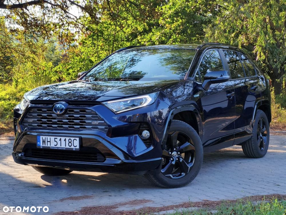 Toyota RAV4 - 1