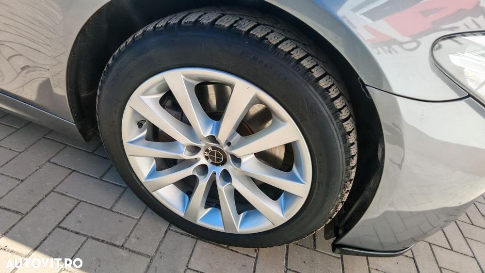 BMW Seria 5 530d xDrive Sport-Aut. - 25