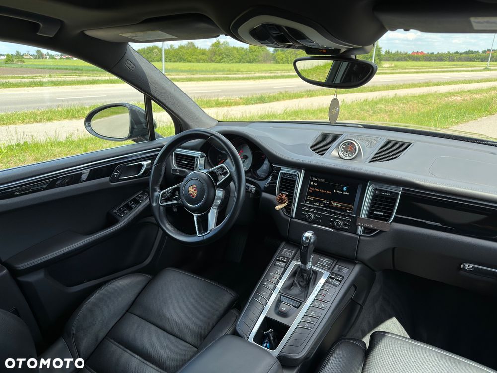 Porsche Macan S - 9