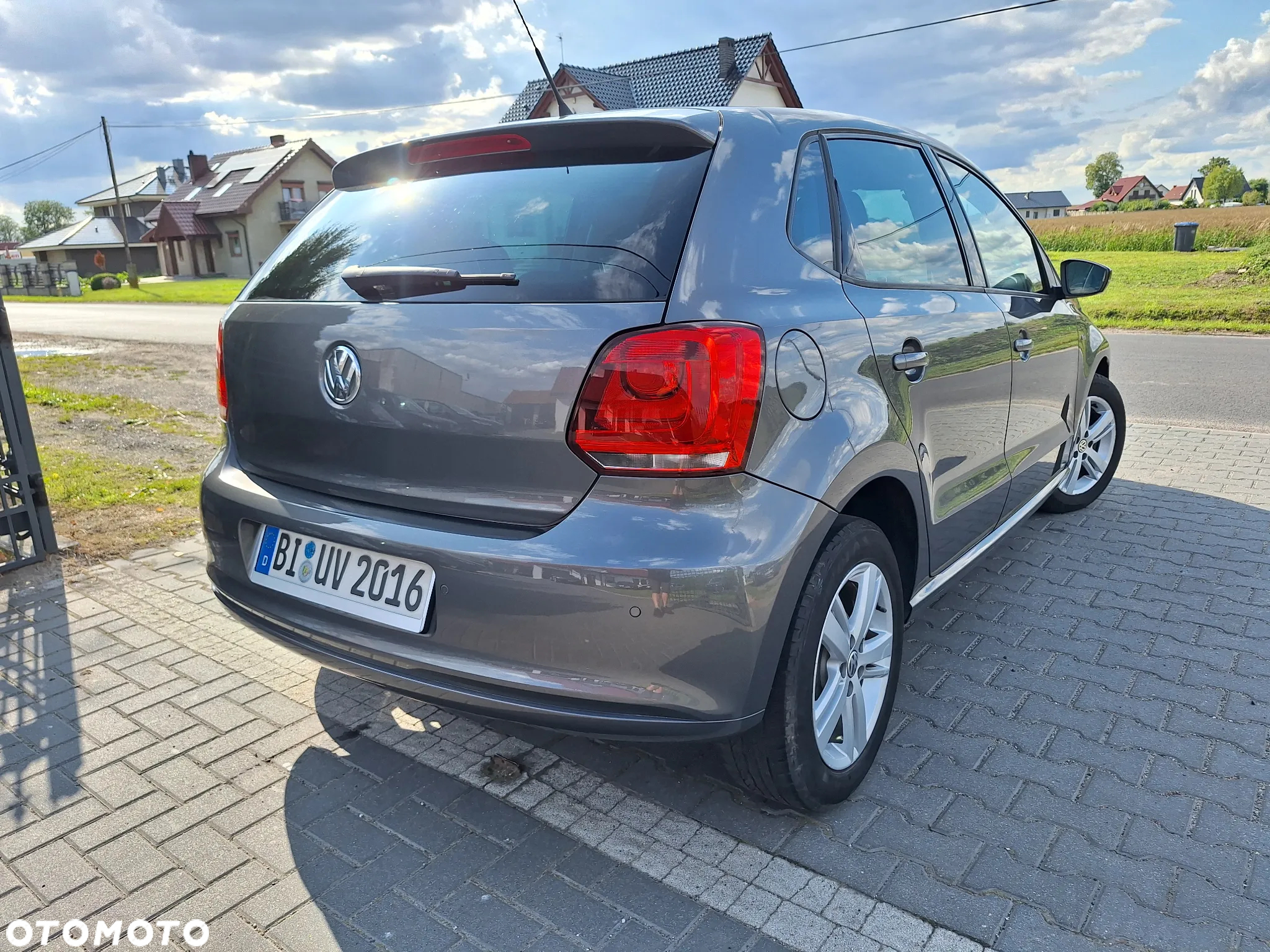 Volkswagen Polo - 4