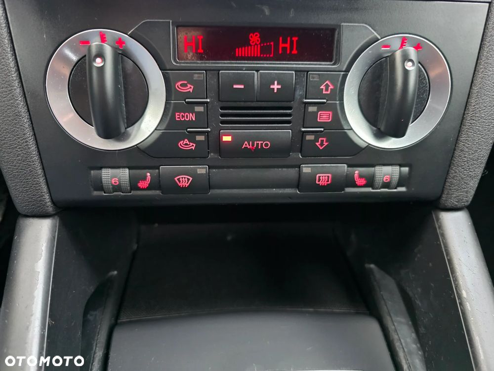 Audi A3 ver-1-6-ambition - 16