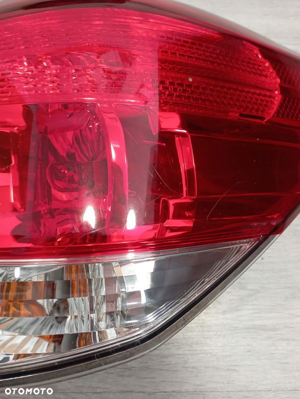 SUBARU LEGACY V 5 KOMBI LAMPA PRAWA TYŁ TYLNA EUROPA - 2
