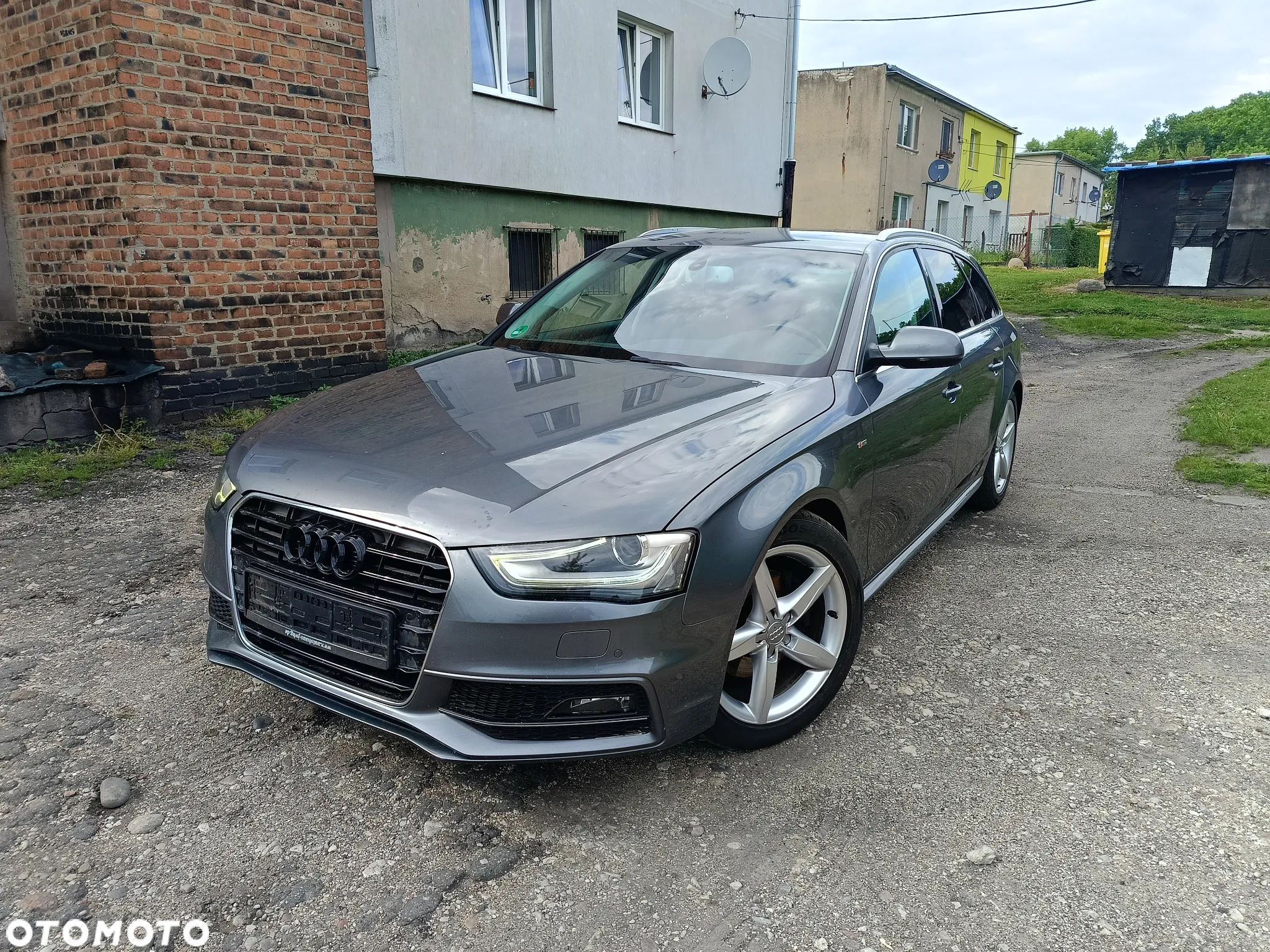 Audi A4 2.0 TDI clean diesel - 1