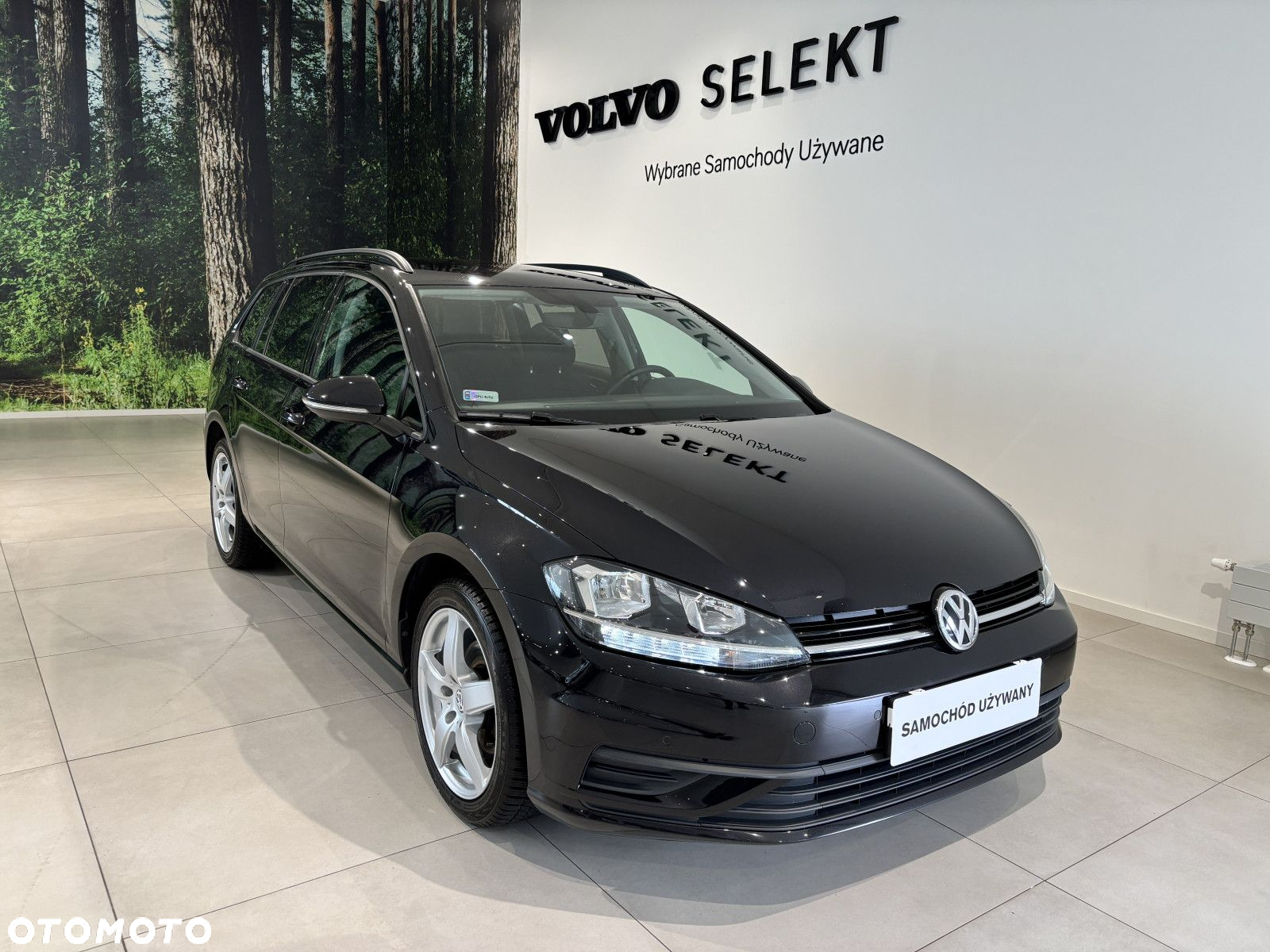 Volkswagen Golf - 2