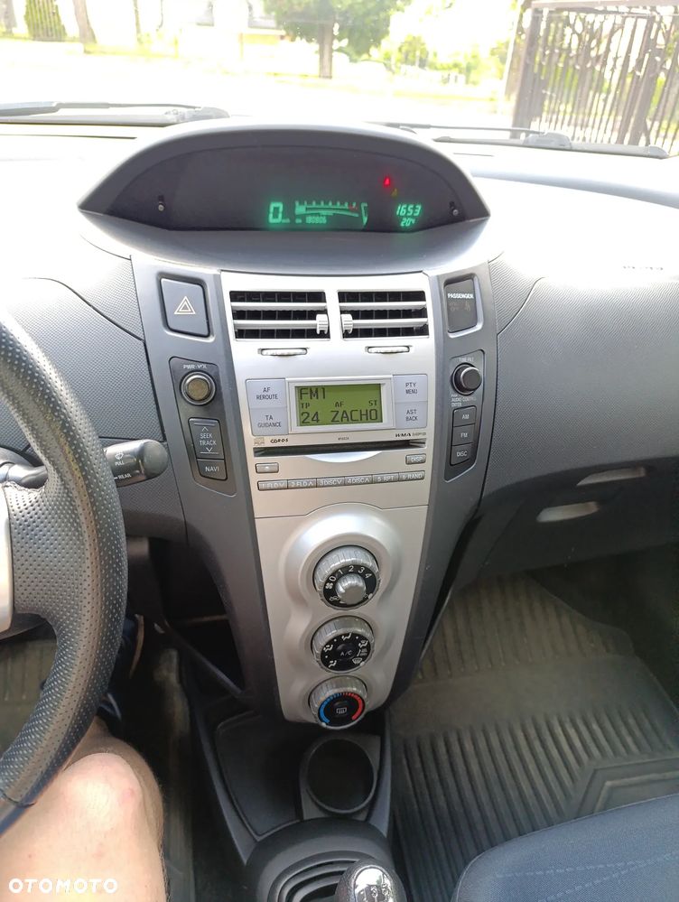 Toyota Yaris 1.3 Luna A/C - 20