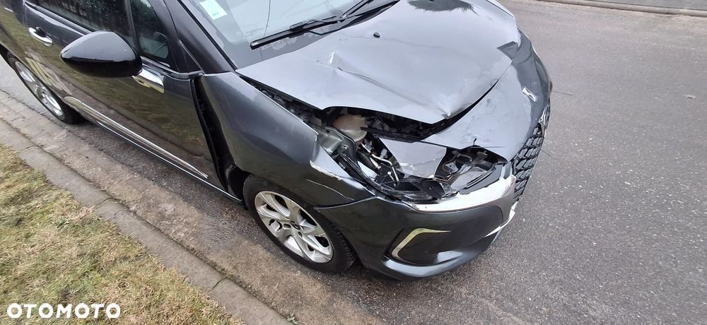 Citroën DS3 BlueHDi 100 CONNECTED CHIC - 6