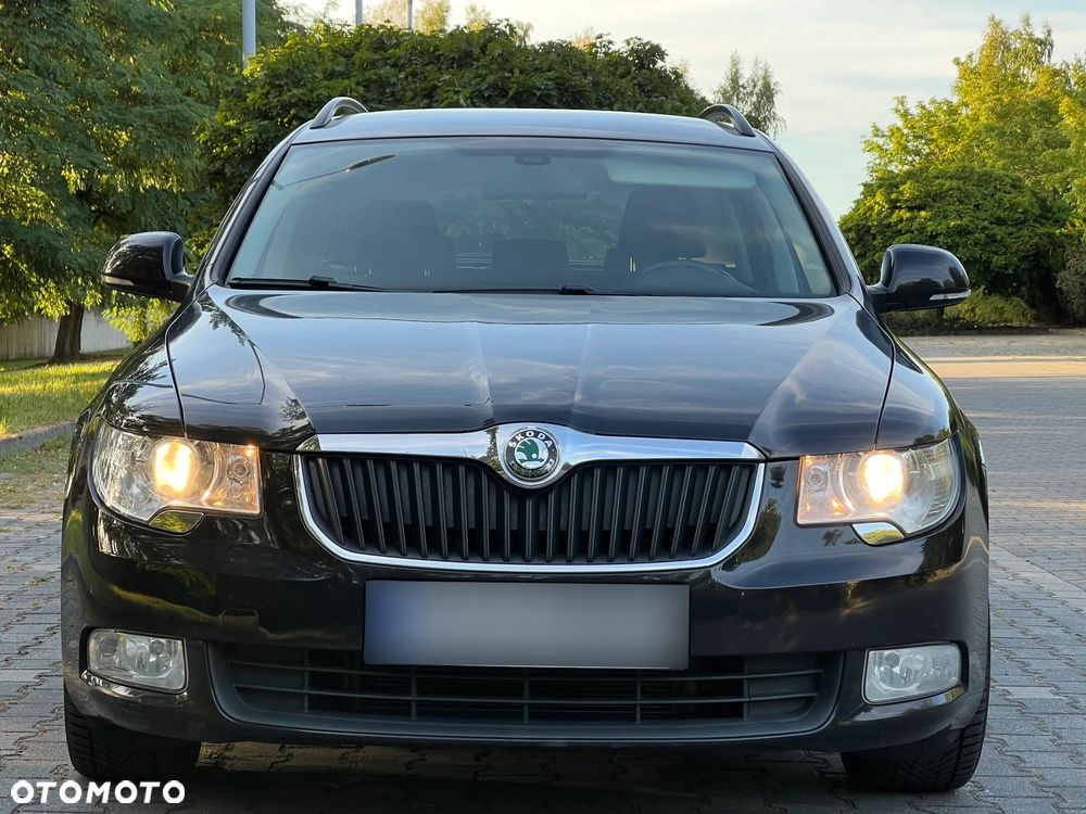 Skoda Superb 2.0 TDI Active DSG - 2