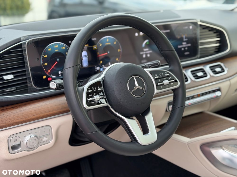 Mercedes-Benz GLE 300 d 4-Matic - 24