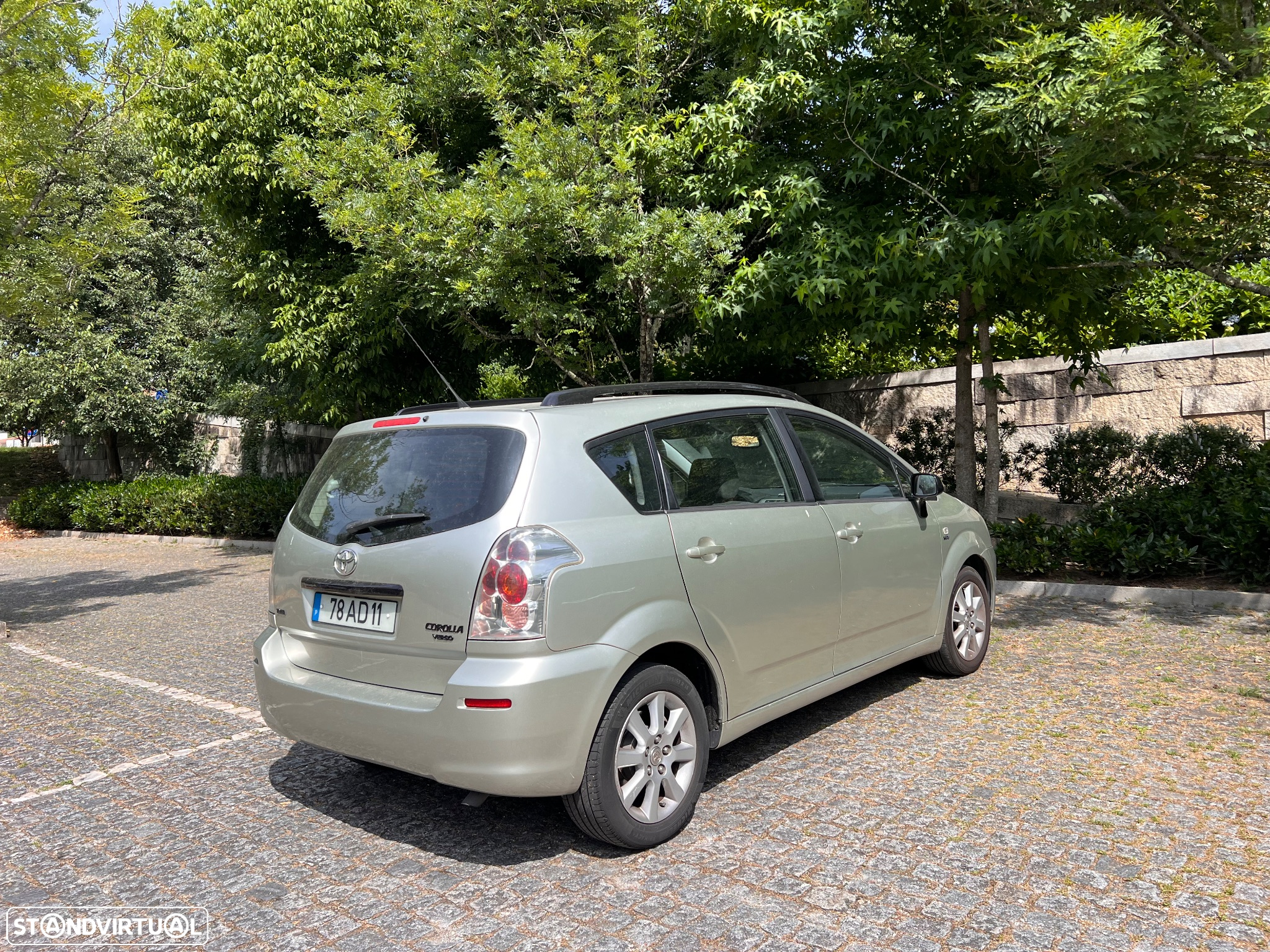 Toyota Corolla Verso 1.6 VVT-i - 10