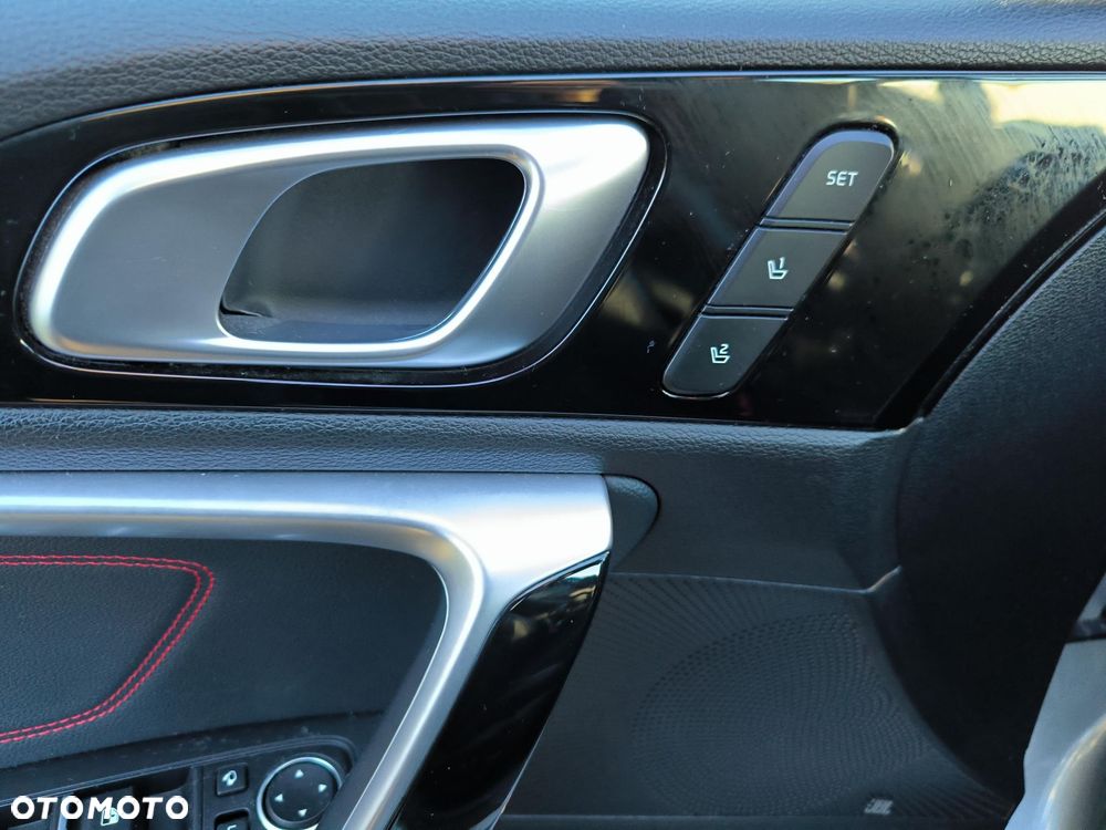 Kia ProCeed 1.6 T-GDI GT DCT - 19