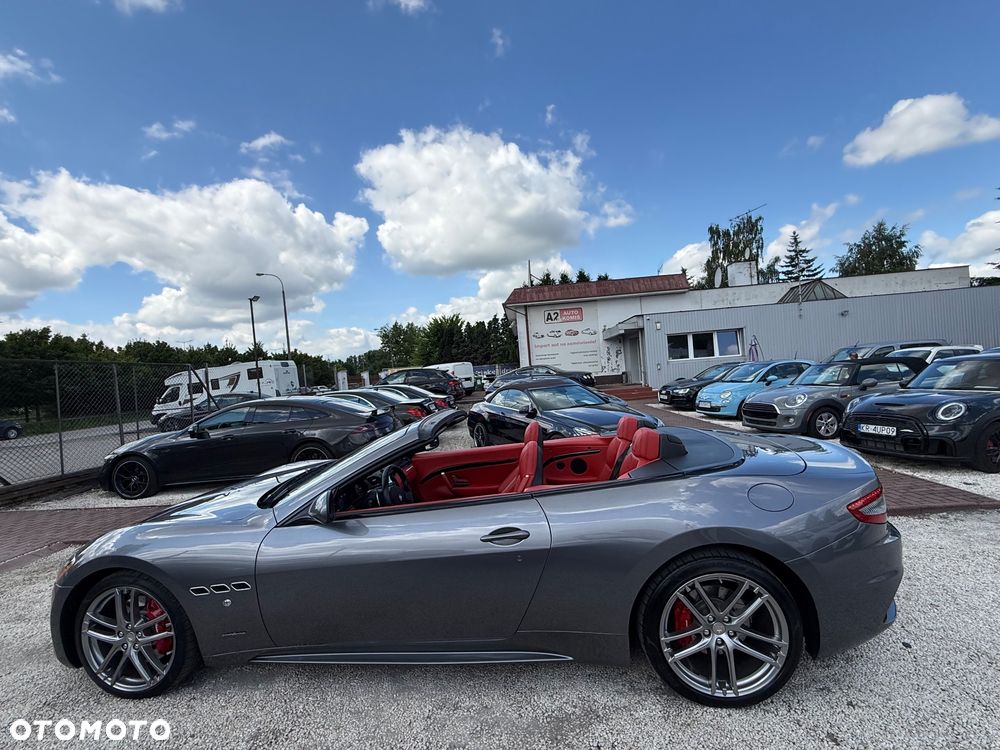 Maserati GranCabrio Sport - 8