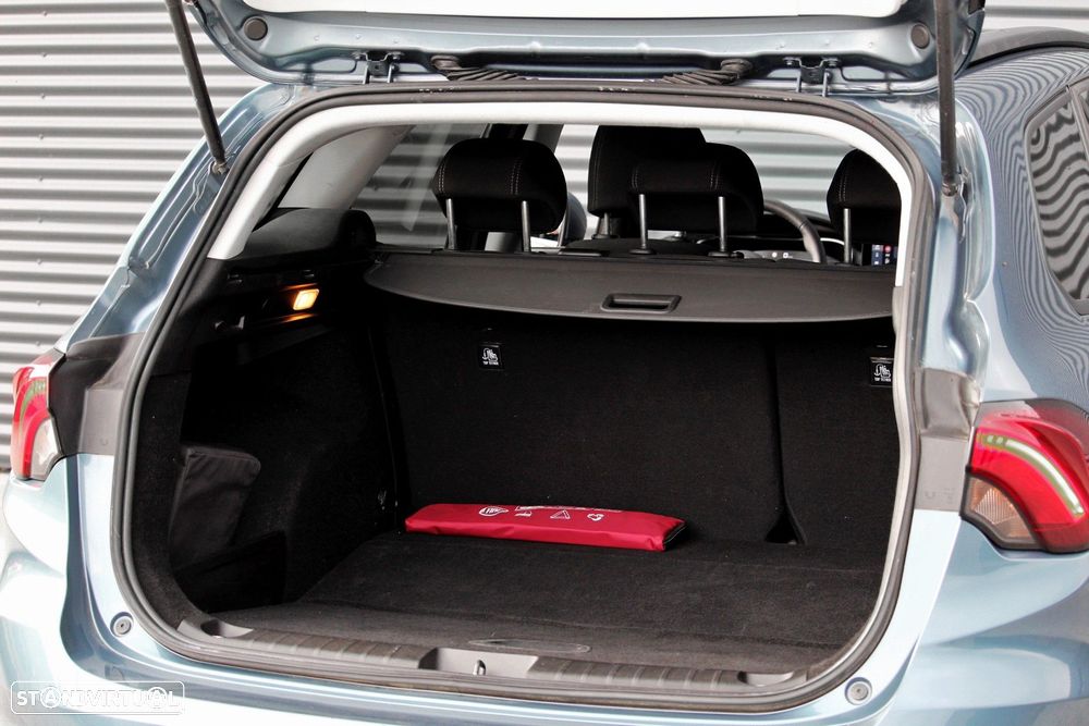 Fiat Tipo Station Wagon Cross 1.0 GSE T3 Cross - 9