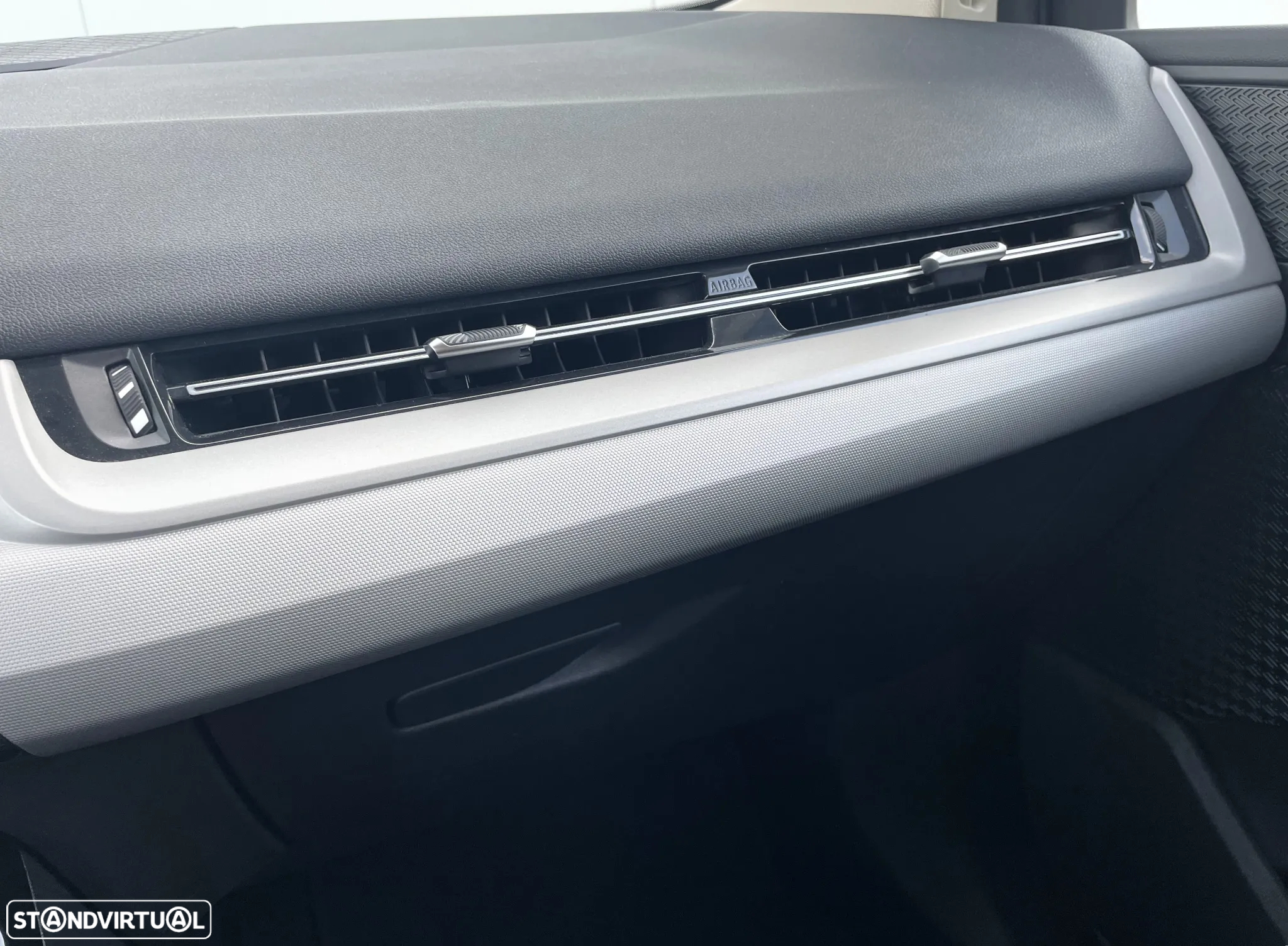 BMW 225xe Active Tourer e xDrive - 27