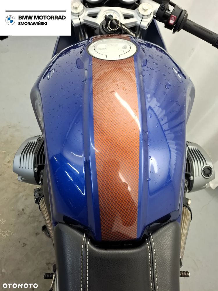 BMW R - 22