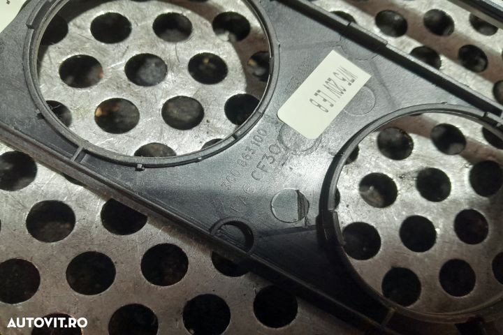 ORNAMENTE BORD 3C1-858-335 / 3C0863100 / 3V0858069P 3C1-858-335 / 3C0 - 3