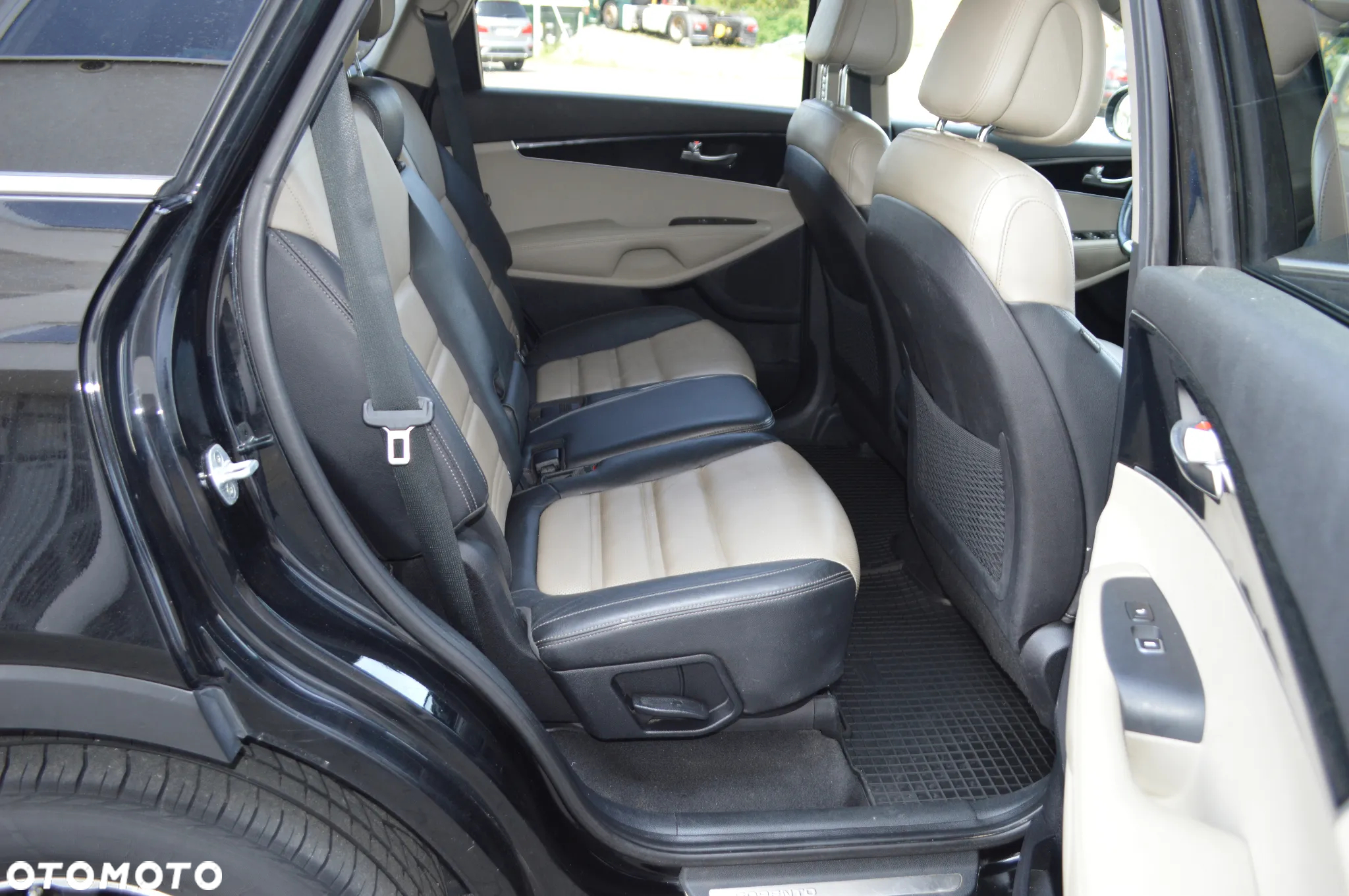 Kia Sorento 2.0 CRDI M - 15