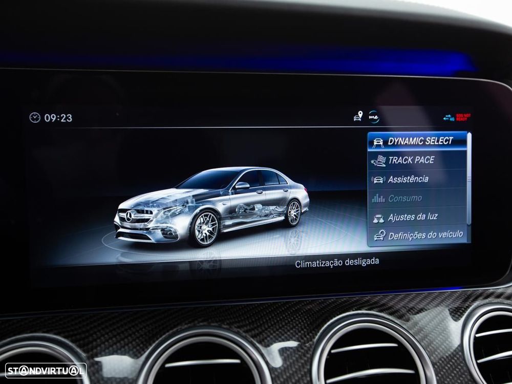 Mercedes-Benz E 63 AMG S 4-Matic+ - 44