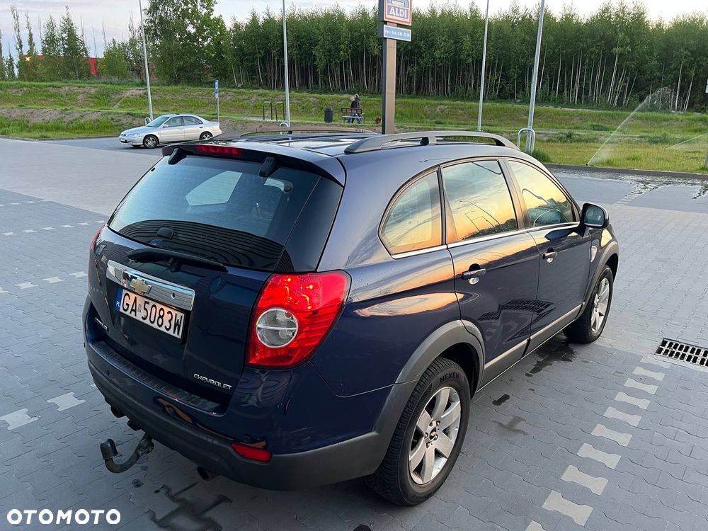 Chevrolet Captiva - 11