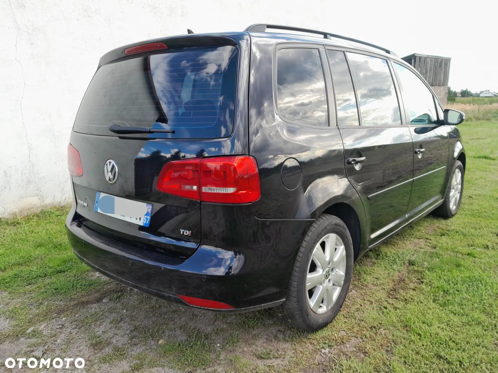Volkswagen Touran 1.6 TDI DPF BlueMotion Technology DSG Trendline - 3