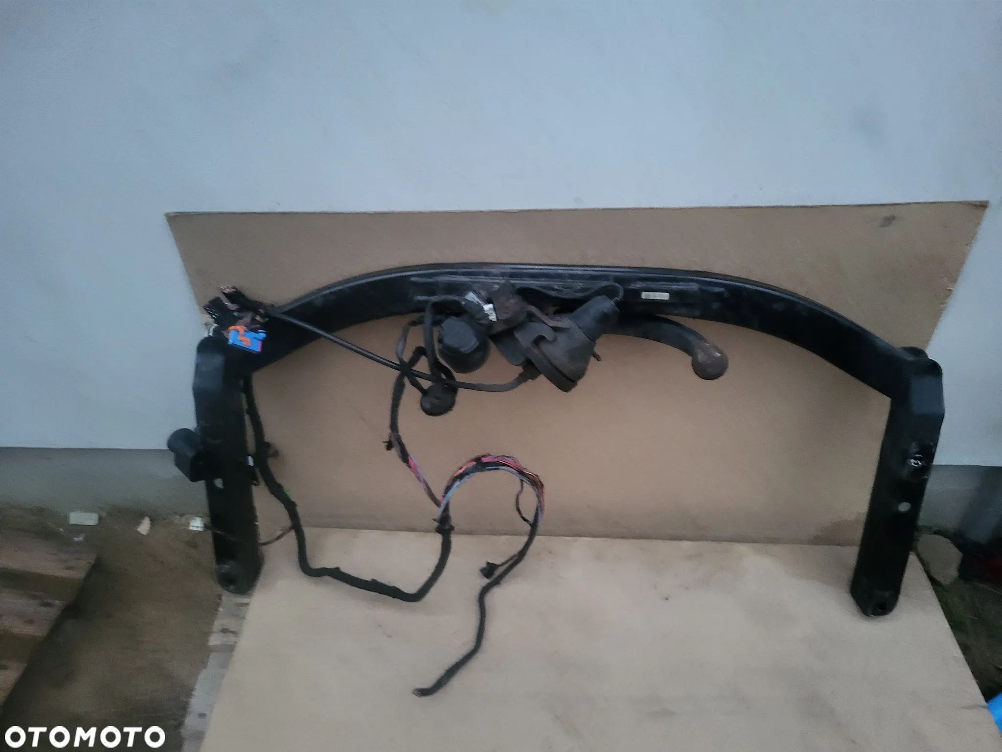 Hak kompletny reczny a6 c6 kombi - 1