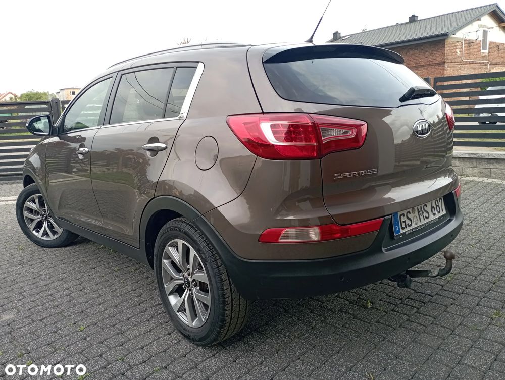 Kia Sportage 2.0 CVVT 2WD Attract - 2