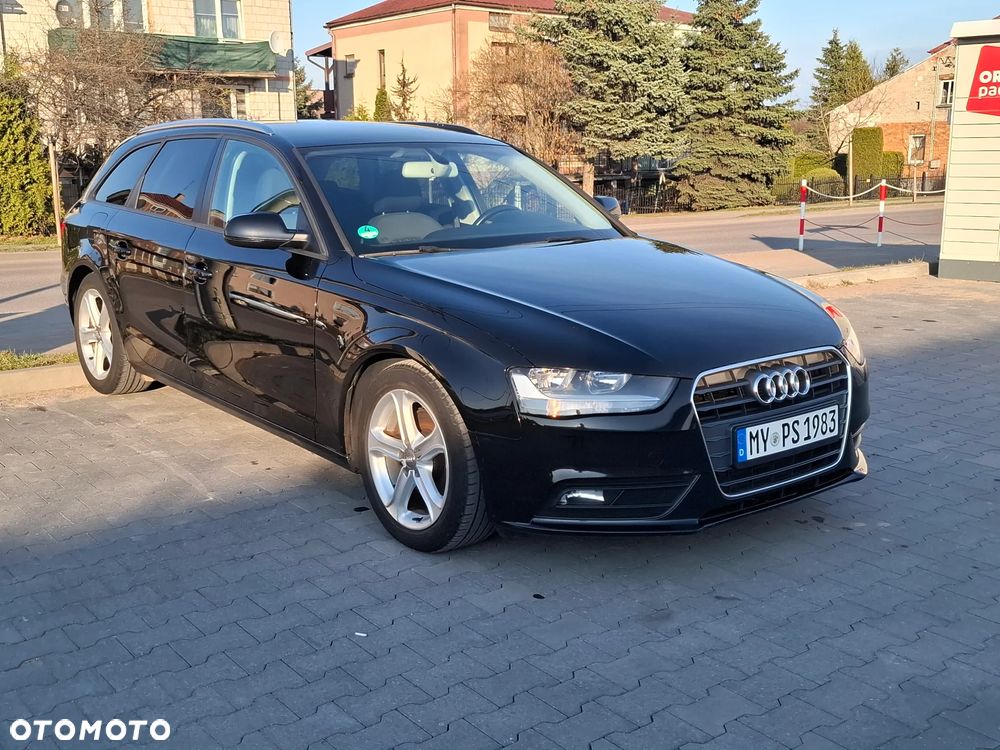 Audi A4 Avant 2.0 TDI - 9