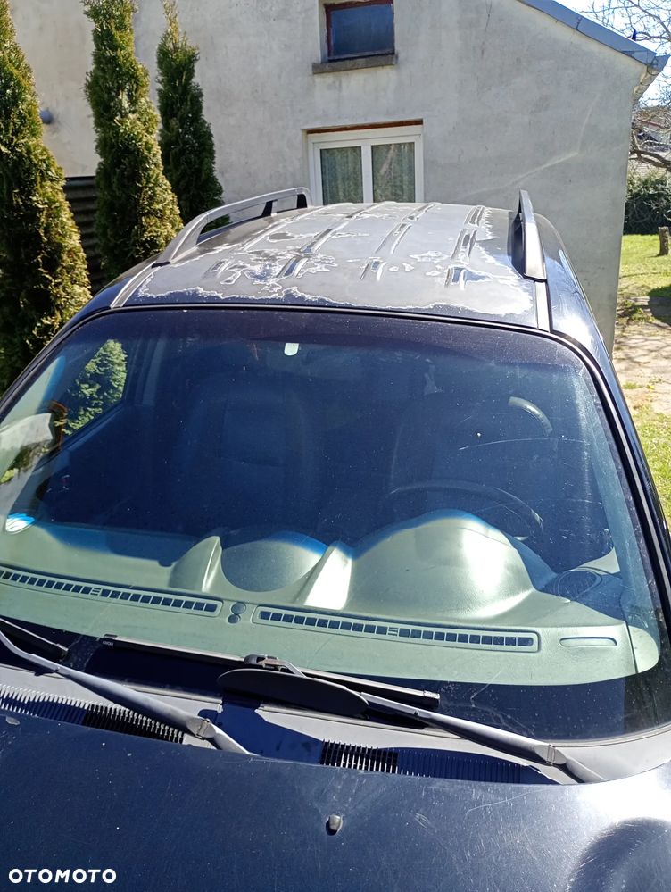 Hyundai Grand Santa Fe - 10