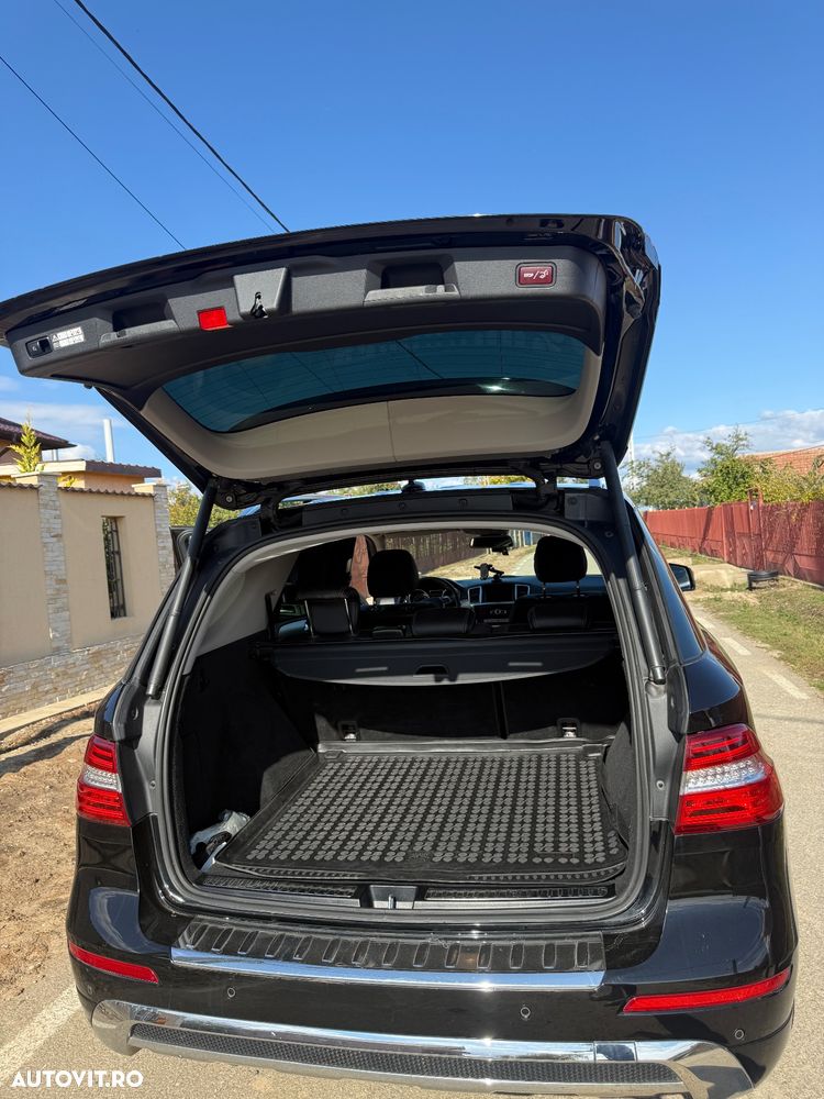 Mercedes-Benz ML 250 BlueTec 4MATIC Aut - 12