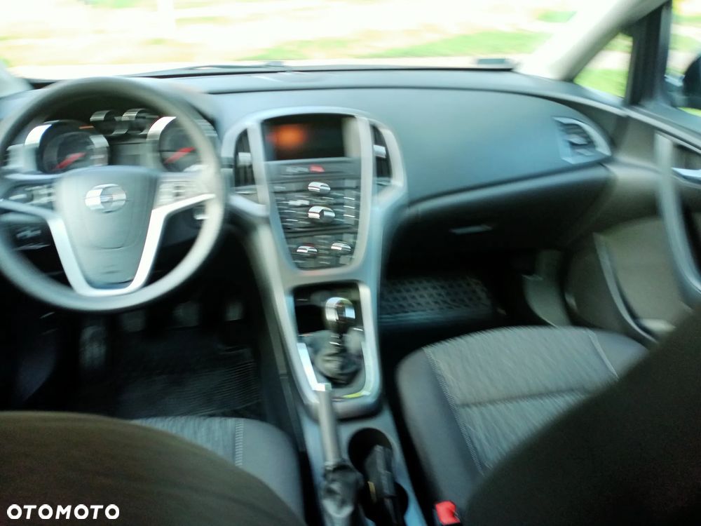 Opel Astra - 14
