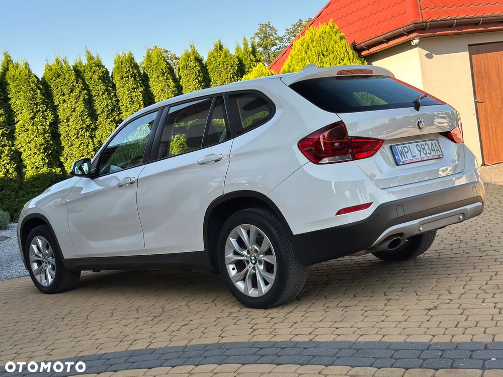 BMW X1 sDrive18i xLine - 29