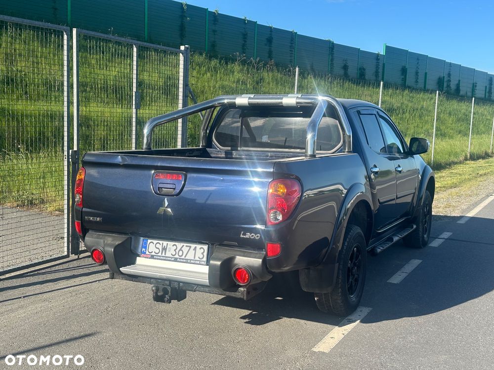 Mitsubishi L200 2.5 DID Intense + HP - 14