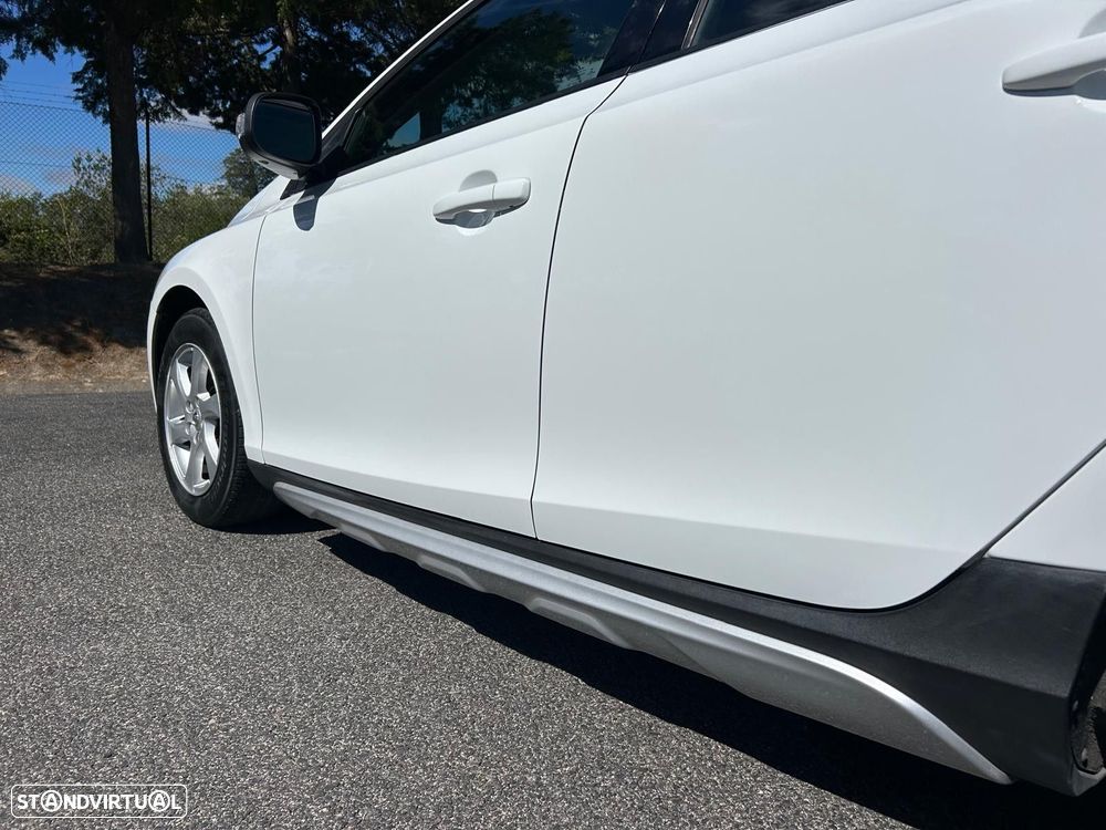 Volvo V40 Cross Country 2.0 D2 Summum - 19