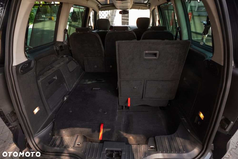 Ford Galaxy 2.0 TDCi Ghia - 34
