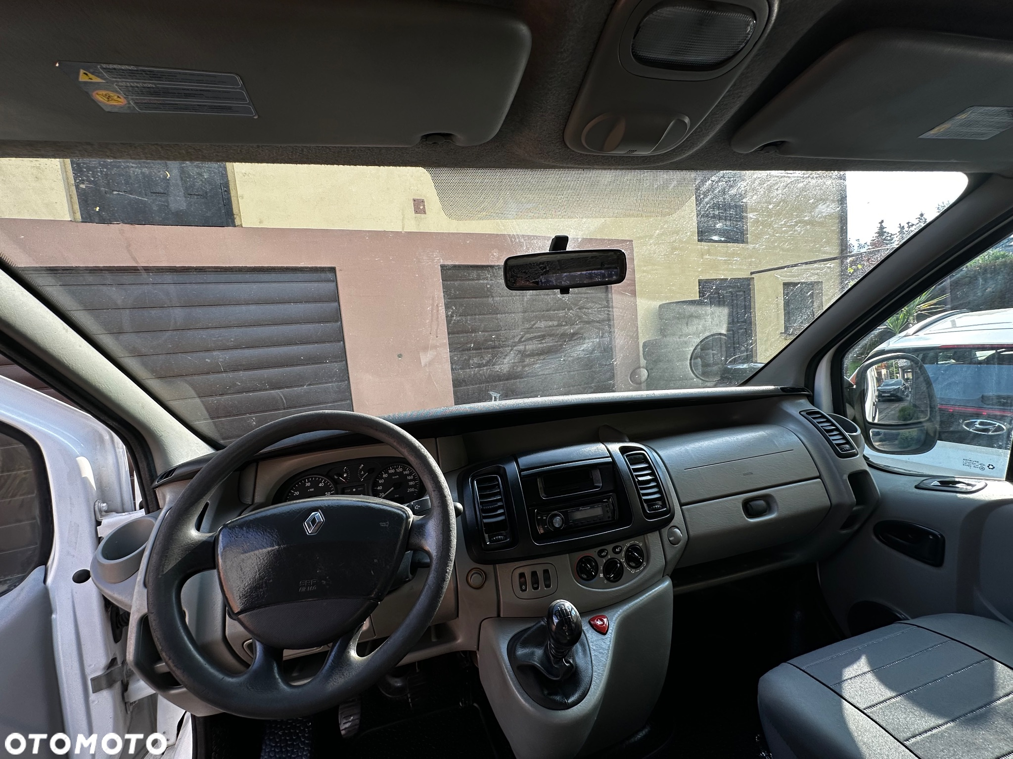 Renault Traffic - 20