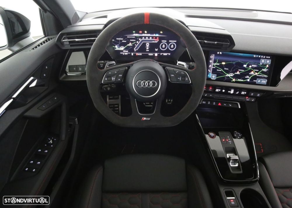 Audi RS3 Limousine - 9