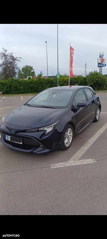 Toyota Corolla 1.8 HSD Dynamic - 3