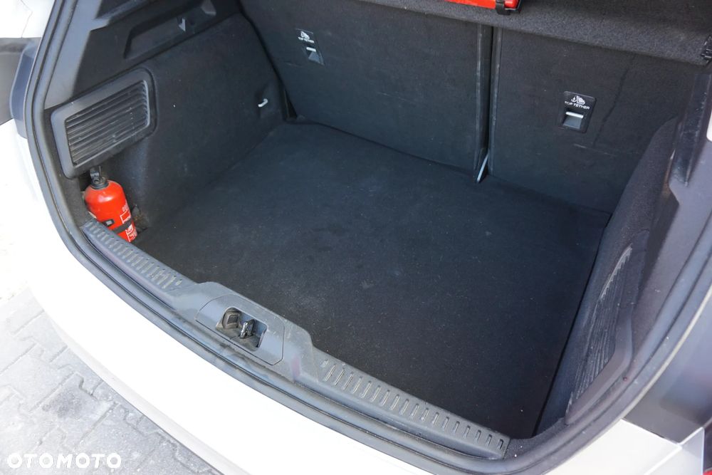 Ford Focus 1.5 EcoBlue Active Business - 35