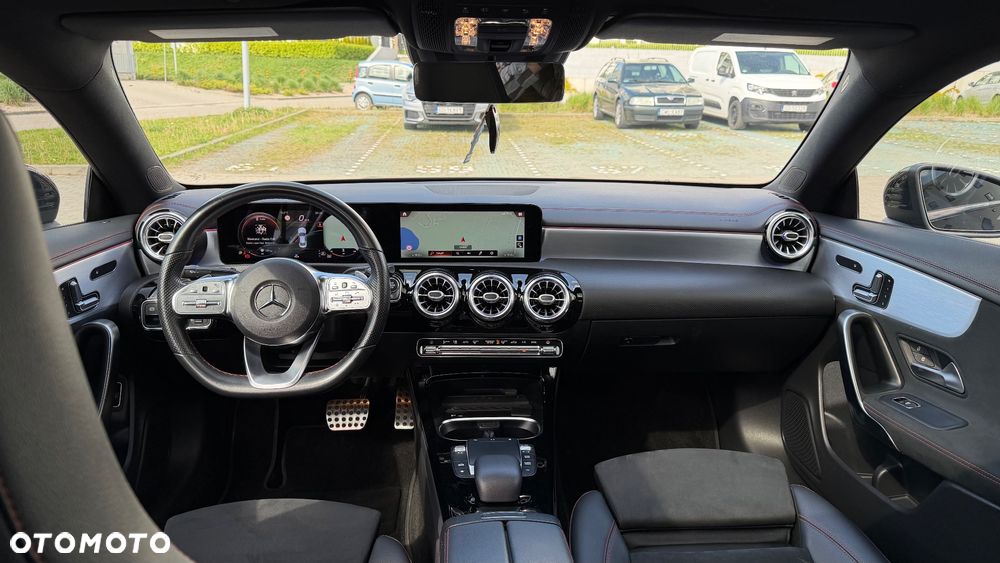 Mercedes-Benz CLA 250 4Matic 7G-DCT Progressive - 11