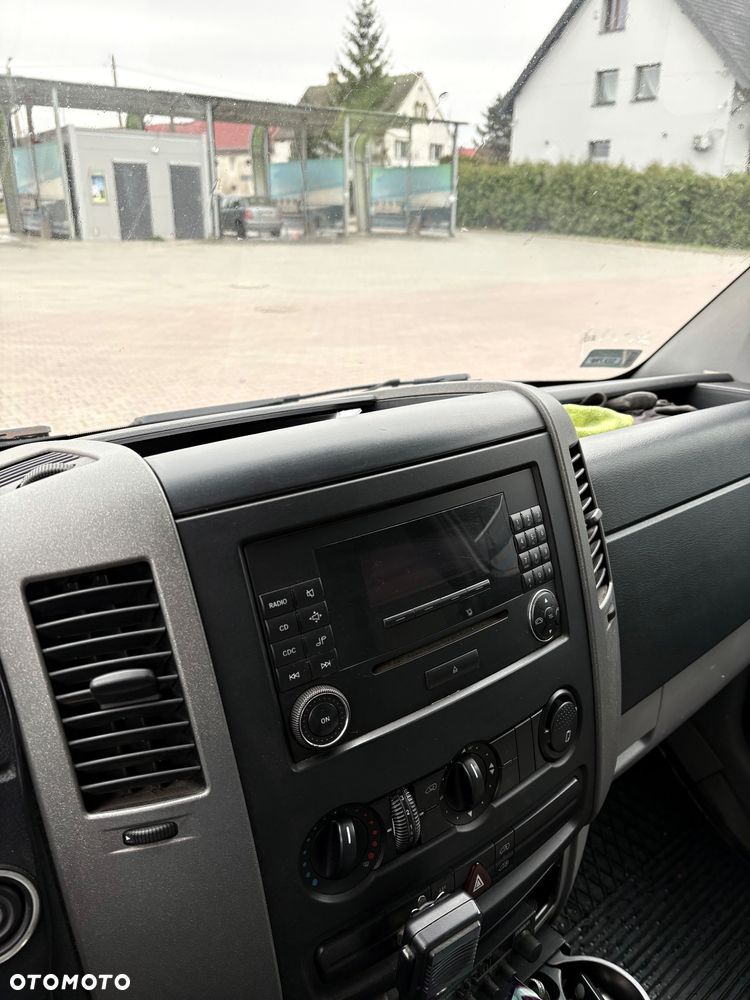 Volkswagen Crafter - 13