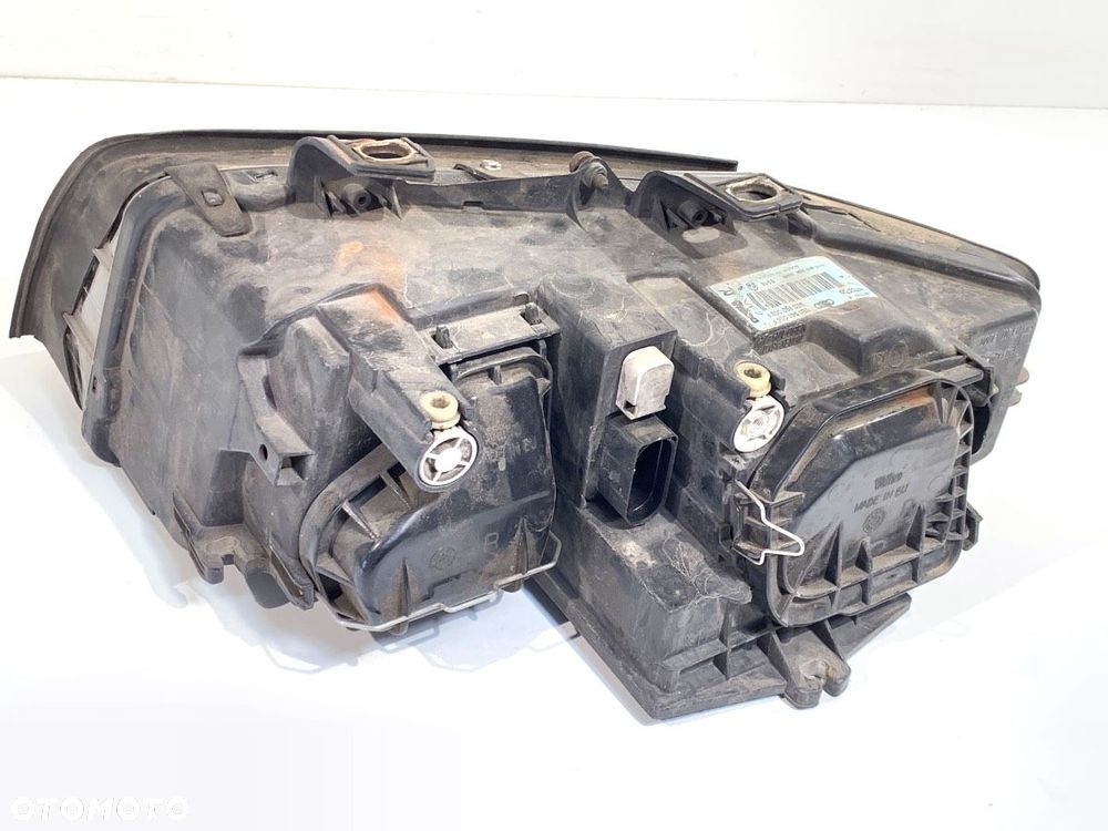 REFLEKTOR PRAWY PRZÓD  AUDI A4 B6 Avant (8E5) 2000 - 2005 1.9 TDI 74 kW [101 KM] olej napędowy - 2