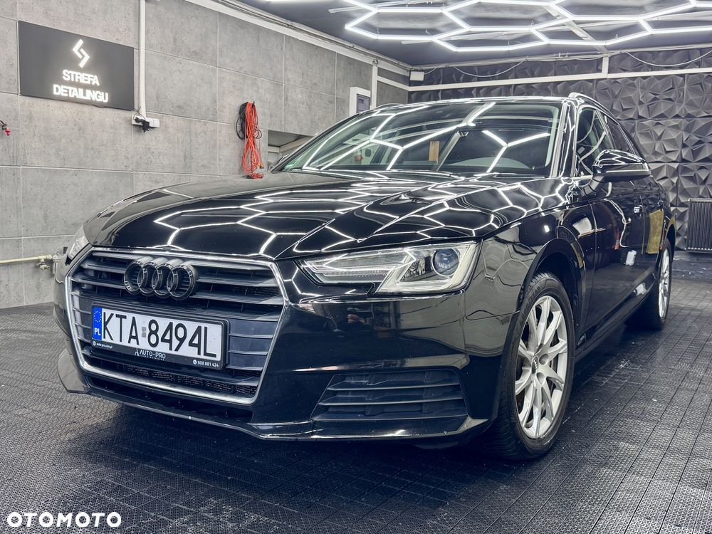 Audi A4 Avant 2.0 TDI S tronic - 1